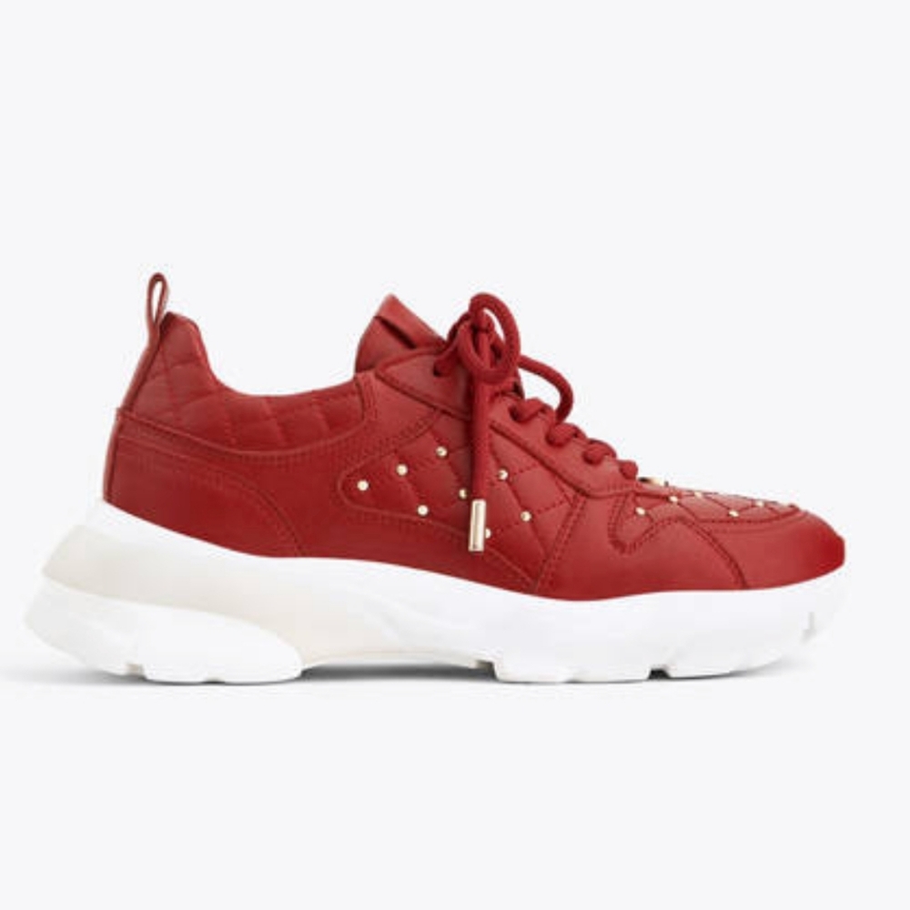 Uterque leather sneakers.